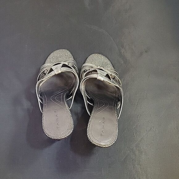 TAHARI SHIRLYN MULTI-STRAP ROUND TOE HIGH HEEL STILETTOS SLIDES PUMP - Picture 5 of 13